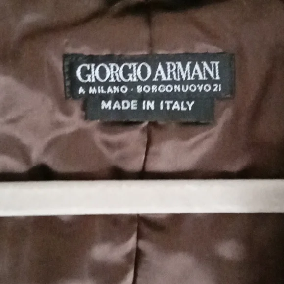 Women's jacket - Picture 2 of 2